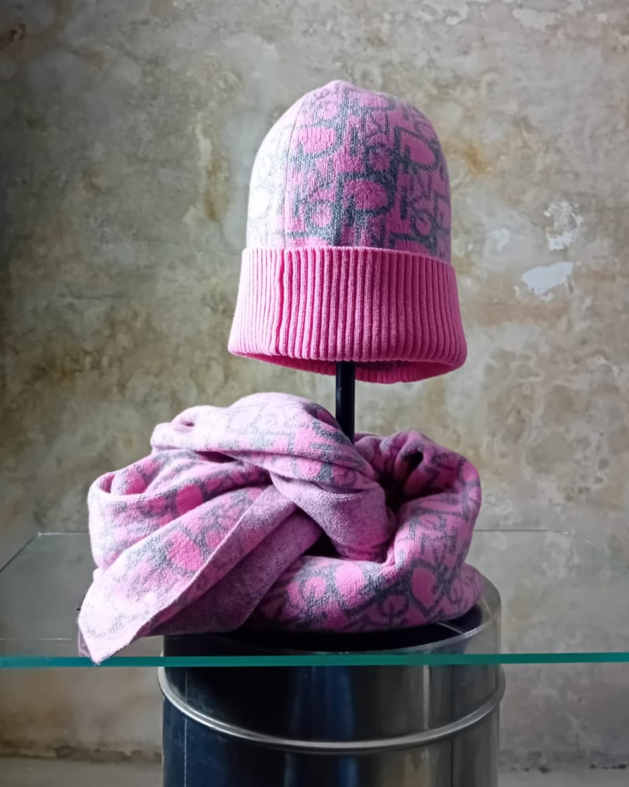 SCIARPA E CAPPELLO