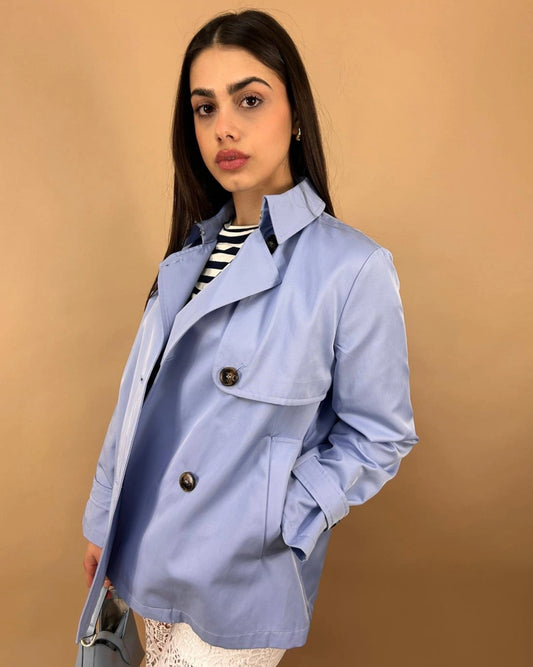 TRENCH CORTO